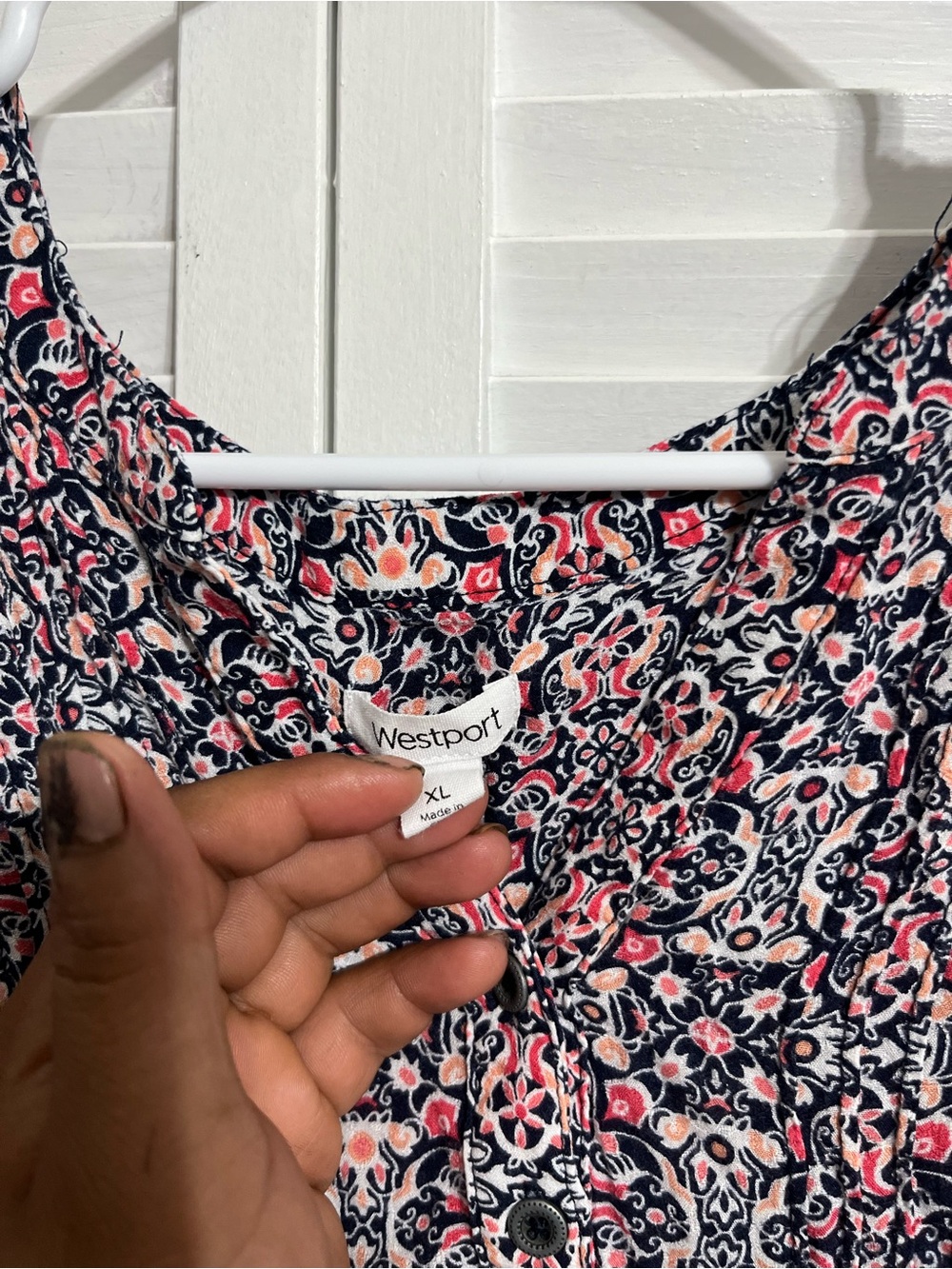 Westport Pink and Black Floral Tunic Top - Picture 5 of 9